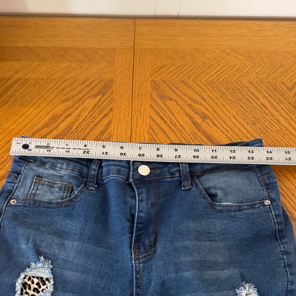 Blue Stretch Skinny Jeans with Animal Print Accents - Picture 9 of 10